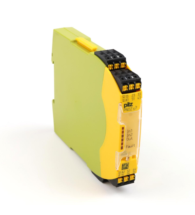 Pilz Not-Aus Schaltgerät PNOZ s7 C 24VDC 4n/o 1n/c 751107 GEB