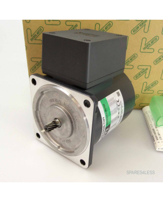 ORIENTAL MOTOR Reversible Motor 5RK40GN-CWT OVP