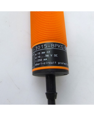 ifm efector induktiver Sensor II5300 II-3015-BPKG NOV