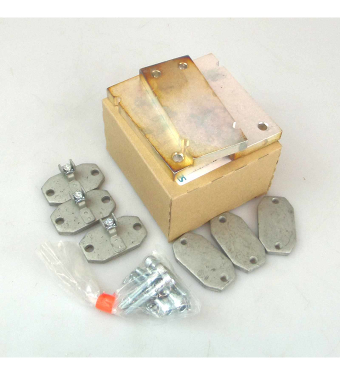 Siemens Anschlussklemmenplatte 3VL9500-4TT30 (3Stk.) OVP