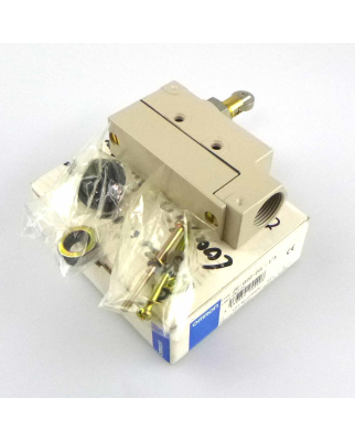 Omron Limit Switch ZE-Q22-2G OVP