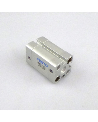 Festo Kompaktzylinder ADN-16-15-I-P-A 536228 NOV