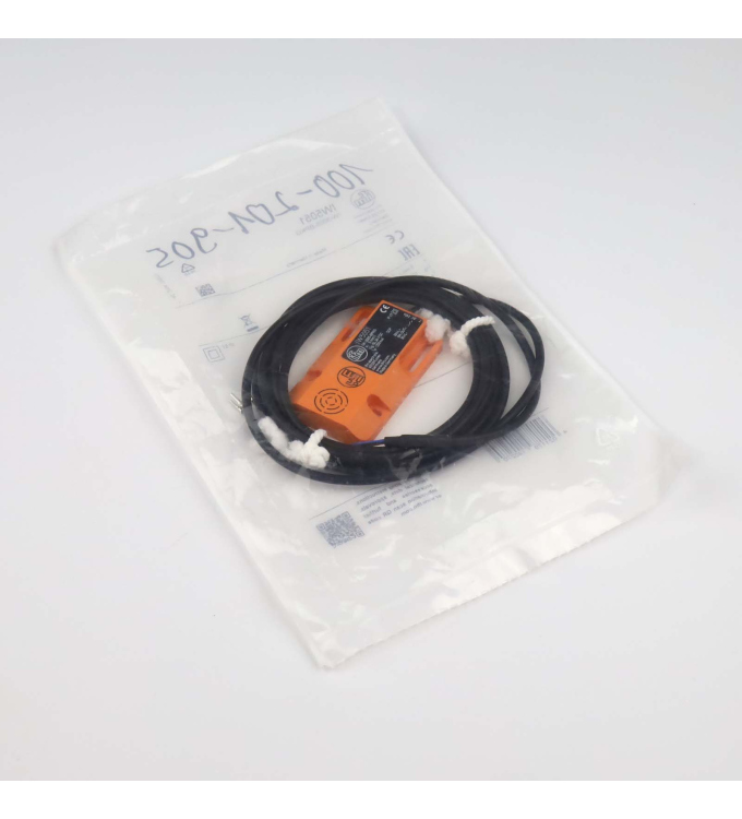 ifm efector induktiver Sensor IW5051 IW-3005-BPKG OVP