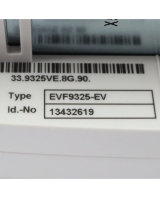 Lenze Frequenzumrichter EVF9325-EV ID 13432619 GEB