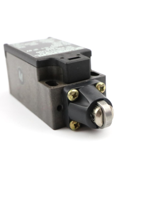 SCHMERSAL Positionsschalter TR 236-11Z-U90-1899 NOV