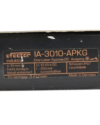 ifm efector induktiver Näherungsschalter IA-3010-APKG OVP