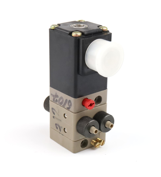 bürkert 4/2-Wege-Magnetventil 0420-G-3,0-NBR-PA-D6/4 045891Q 42V GEB