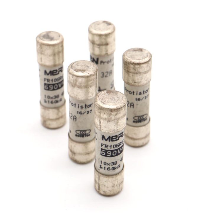 Mersen Sicherungseinsatz FR10GR69V32 H1014583 690V 32A (5Stk.) NOV