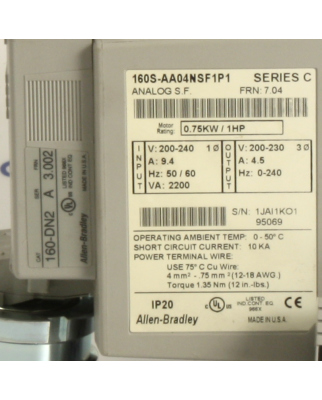 Allen Bradley Frequenzumrichter 160S-AA04NSF1P1 0,75 kW + Keypad 160-P1 GEB